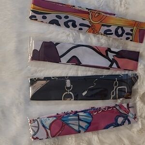 Set of 4 New scarfs/ twillies